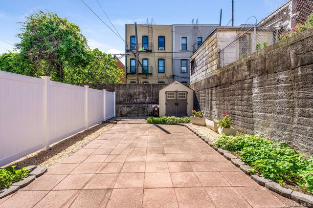 25-75 43rd Street, Astoria, NY 11103