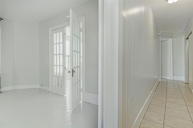 2121 Avenue K Down, Galveston, TX 77550