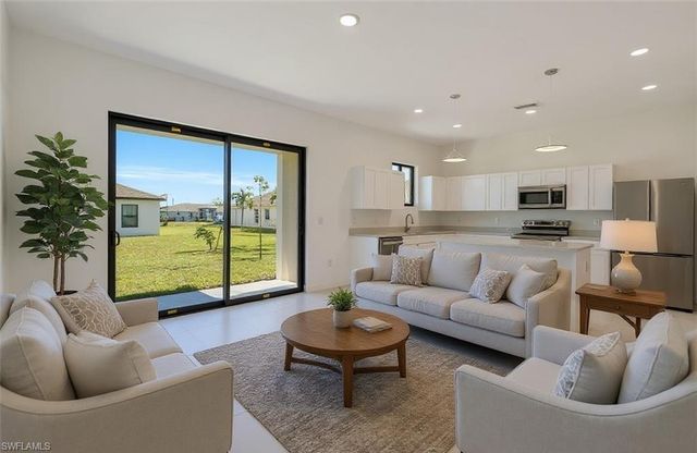 3101 NW 42nd PL, Cape Coral, FL 33993