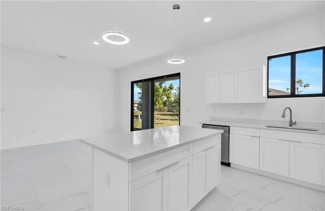 3101 NW 42nd PL, Cape Coral, FL 33993