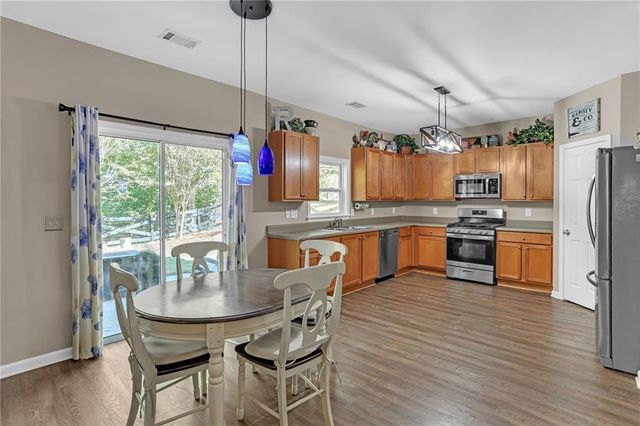 600 Pebble Road, Canton, GA 30114