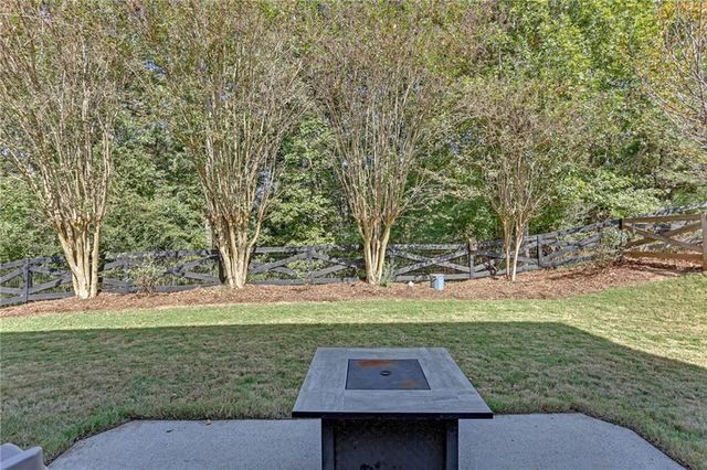 600 Pebble Road, Canton, GA 30114