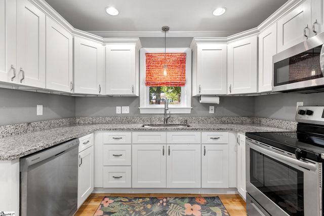 27 Sir Abbott Street, Greenville, SC 29607