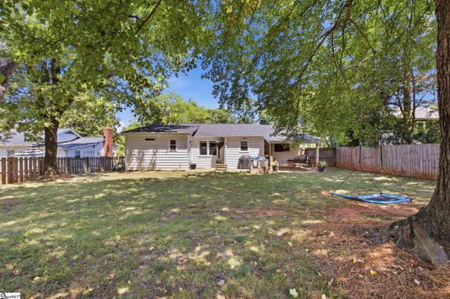 27 Sir Abbott Street, Greenville, SC 29607