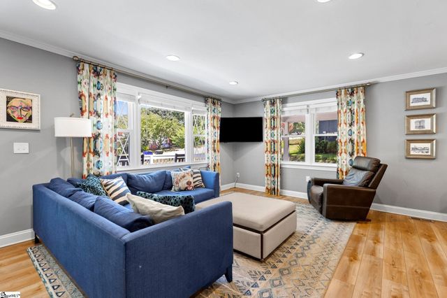 27 Sir Abbott Street, Greenville, SC 29607