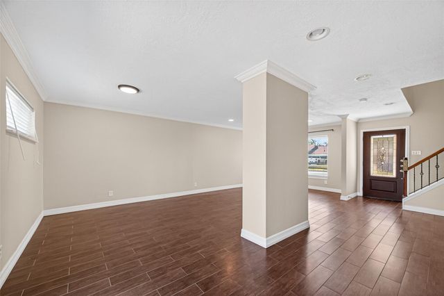 2010 Spillers Lane, Houston, TX 77043