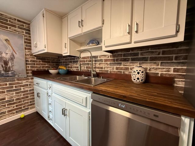 1340 Georgia Avenue, Baker, FL 32531