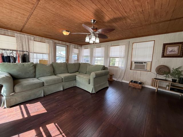 1340 Georgia Avenue, Baker, FL 32531