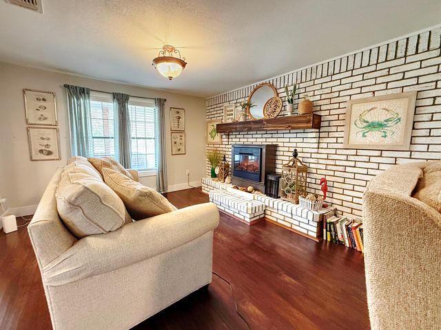 1340 Georgia Avenue, Baker, FL 32531