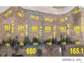 6 WELLESLEY Place, Alton, IL 62002
