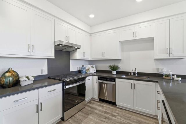 42111 Osgood Road 411, Fremont, CA 94539