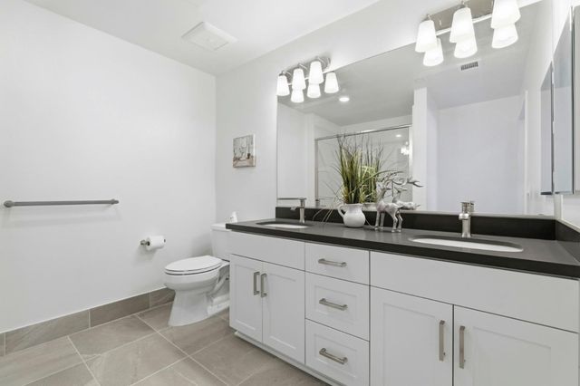 42111 Osgood Road 411, Fremont, CA 94539