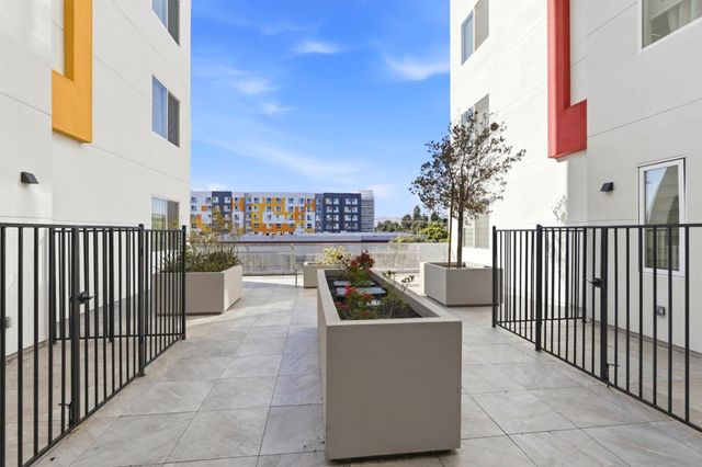 42111 Osgood Road 411, Fremont, CA 94539