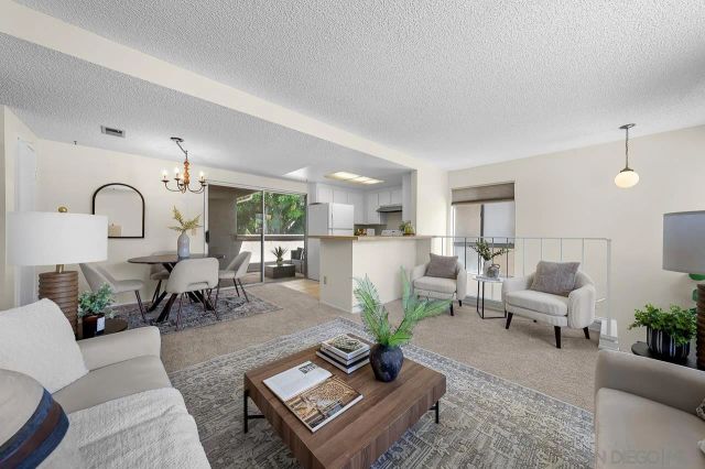995 Amistad Pl D, El Cajon, CA 92019