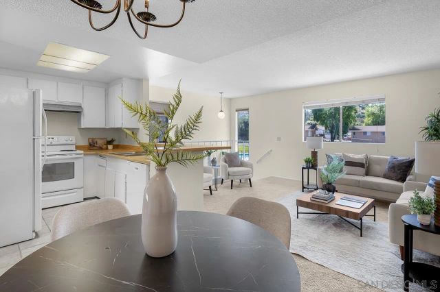 995 Amistad Pl D, El Cajon, CA 92019