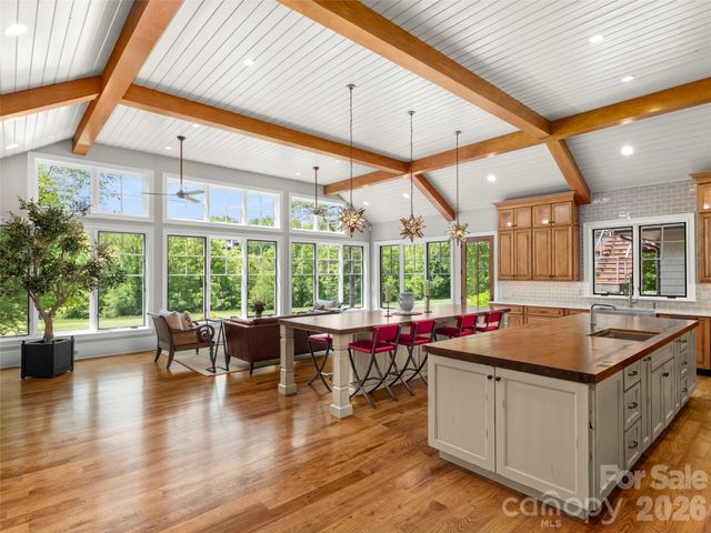 334 Walnut Valley Parkway, Arden, NC 28704