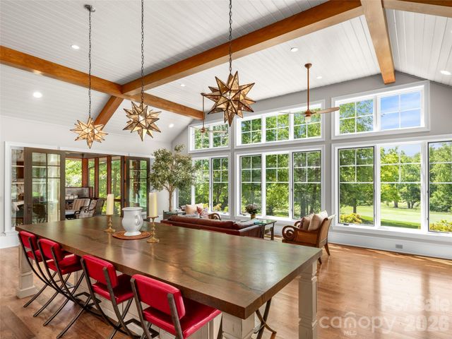 334 Walnut Valley Parkway, Arden, NC 28704