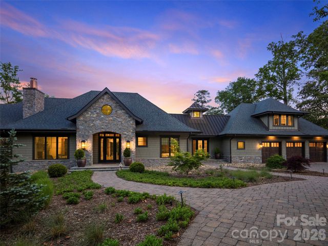 334 Walnut Valley Parkway, Arden, NC 28704