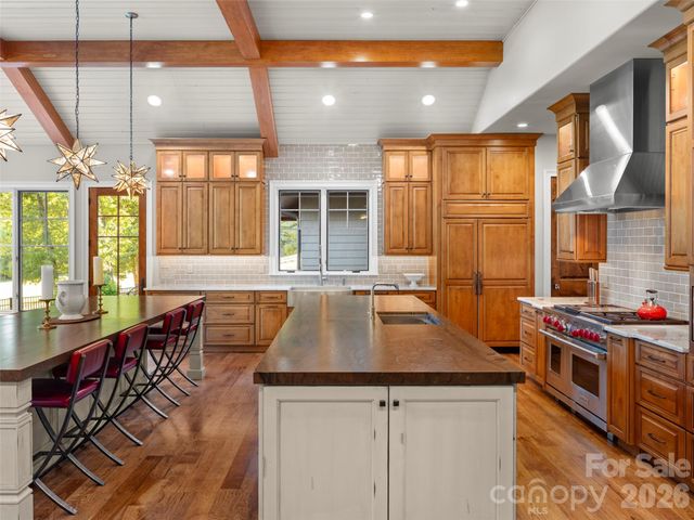334 Walnut Valley Parkway, Arden, NC 28704