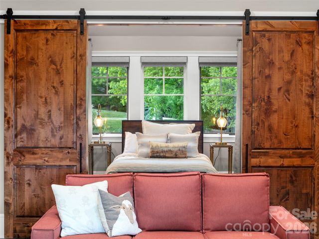334 Walnut Valley Parkway, Arden, NC 28704