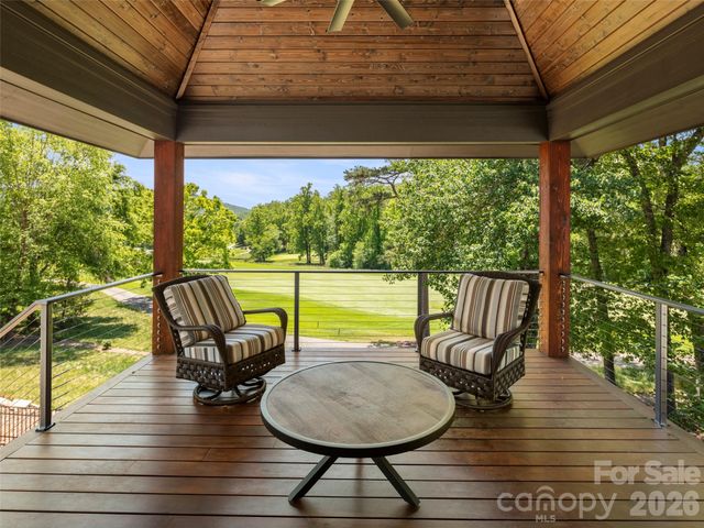 334 Walnut Valley Parkway, Arden, NC 28704
