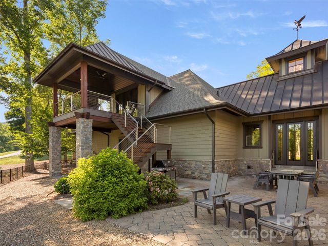 334 Walnut Valley Parkway, Arden, NC 28704