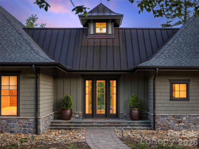 334 Walnut Valley Parkway, Arden, NC 28704