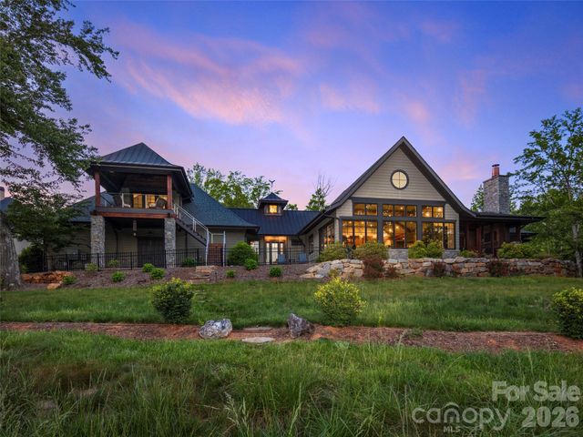334 Walnut Valley Parkway, Arden, NC 28704