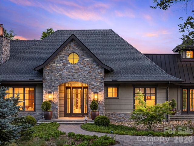 334 Walnut Valley Parkway, Arden, NC 28704