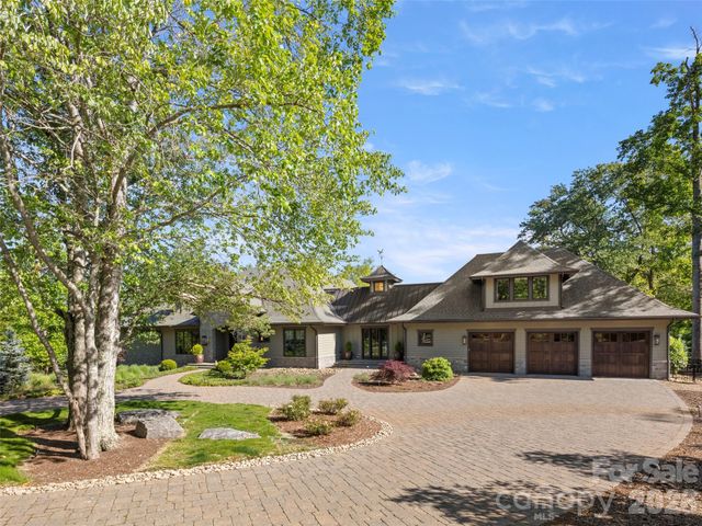 334 Walnut Valley Parkway, Arden, NC 28704
