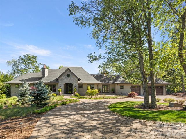 334 Walnut Valley Parkway, Arden, NC 28704