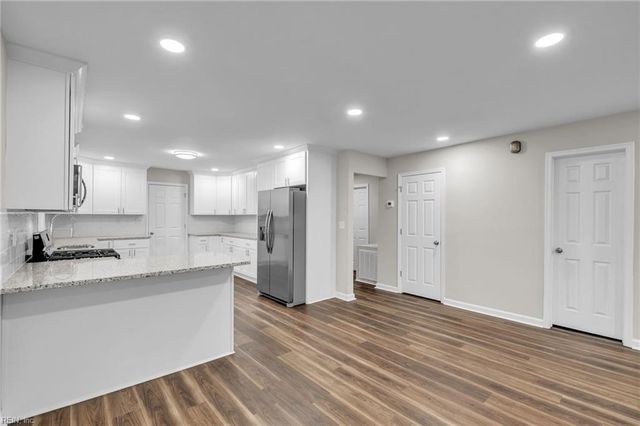 1618 Belafonte DR, Portsmouth, VA 23701