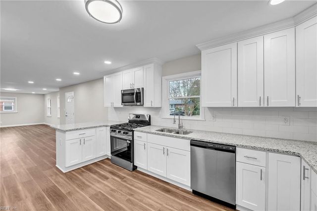 1618 Belafonte DR, Portsmouth, VA 23701