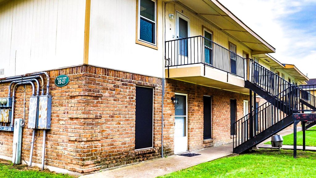 3308 Burke Road 21, Pasadena, TX 77504