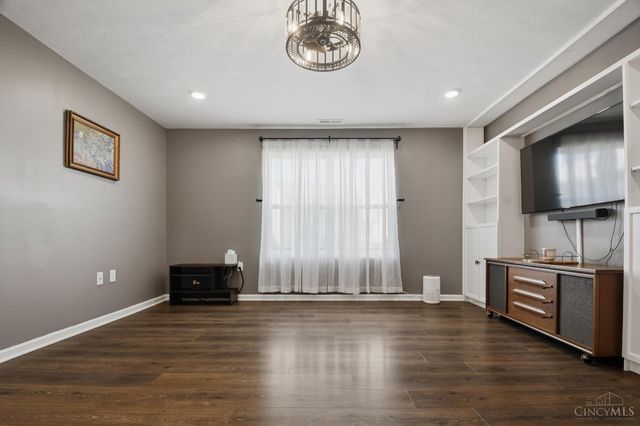 917 Nelson Place, Trenton, OH 45067