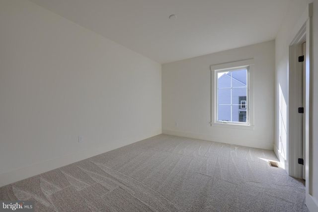 836 WHEATFIELD LN, Lebanon, PA 17042