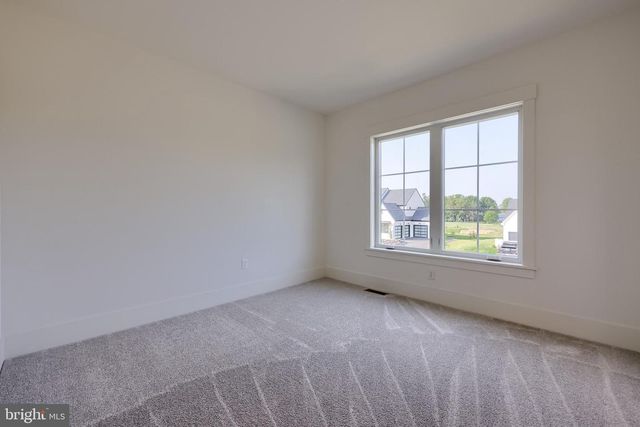 836 WHEATFIELD LN, Lebanon, PA 17042