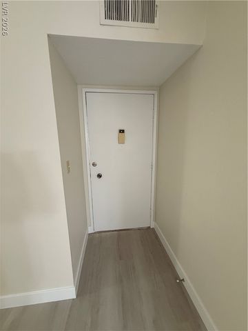 3120 South Eastern Avenue 11, Las Vegas, NV 89169