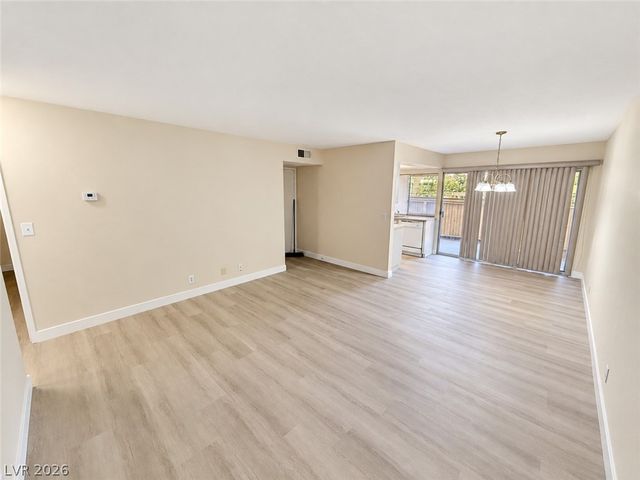 3120 South Eastern Avenue 11, Las Vegas, NV 89169
