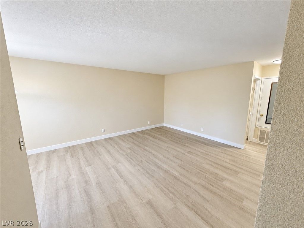 3120 South Eastern Avenue 11, Las Vegas, NV 89169 — photo 4