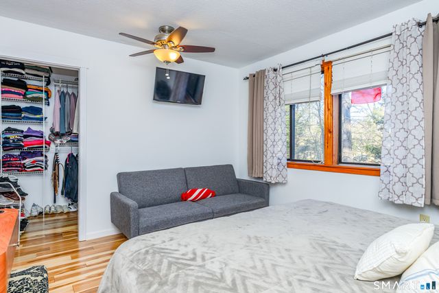 5 Upper Commons, Woodbury, CT 06798