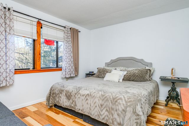 5 Upper Commons, Woodbury, CT 06798