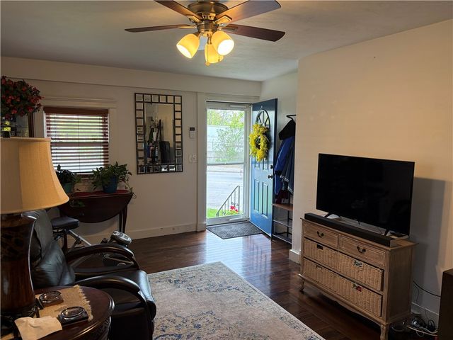 353 MASSASOIT Avenue, East Providence, RI 02914
