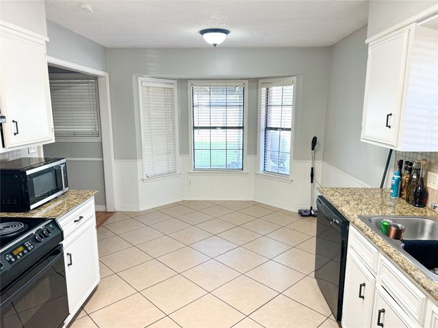9421 Leaside Way, Shreveport, LA 71118