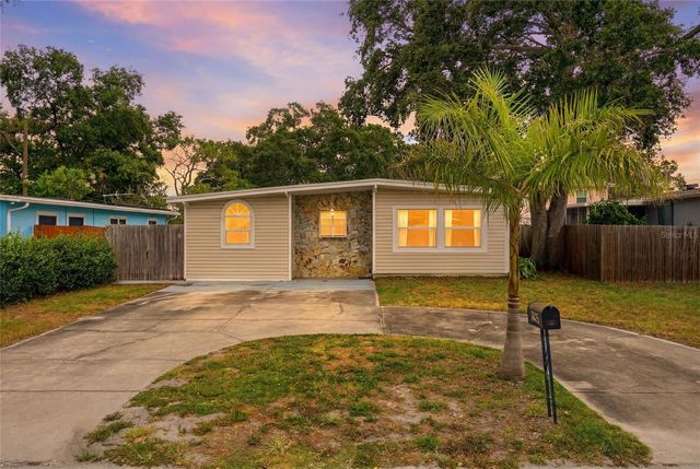 5405 10TH AVENUE S, Gulfport, FL 33707