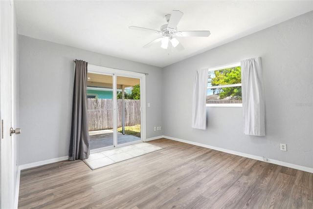 5405 10TH AVENUE S, Gulfport, FL 33707