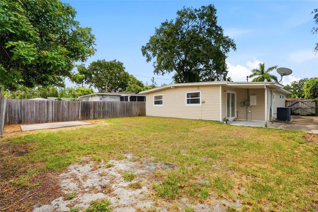 5405 10TH AVENUE S, Gulfport, FL 33707