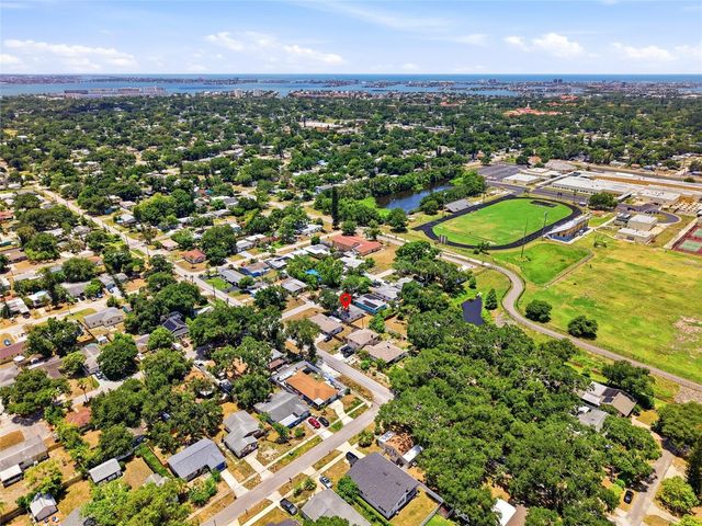 5405 10TH AVENUE S, Gulfport, FL 33707