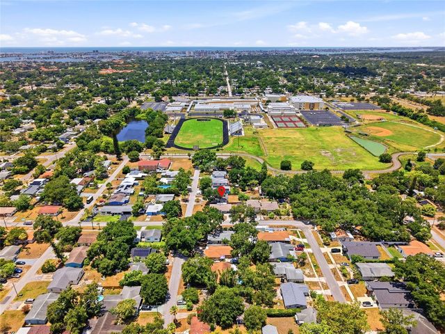 5405 10TH AVENUE S, Gulfport, FL 33707