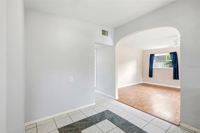 5405 10TH AVENUE S, Gulfport, FL 33707